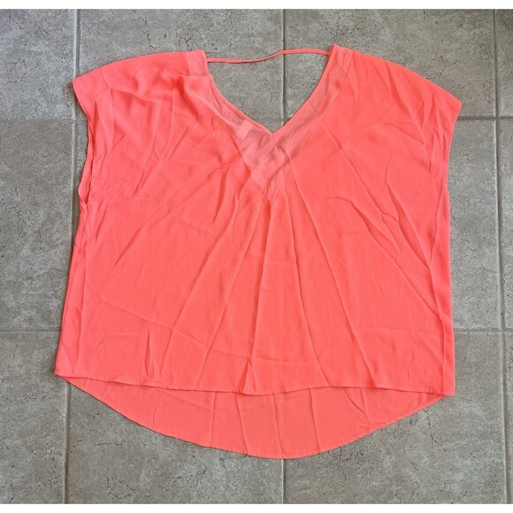 Torrid Size 3 Lightweight Sheer Blouse Flowy Vibrant - Picture 2 of 6